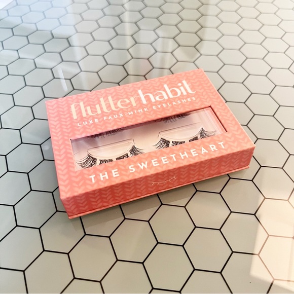 Flutterhabit the sweetheart set - Picture 9 of 9